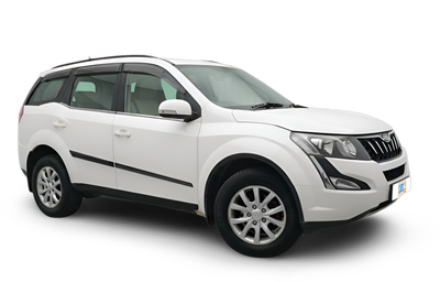 Mahindra XUV500-img